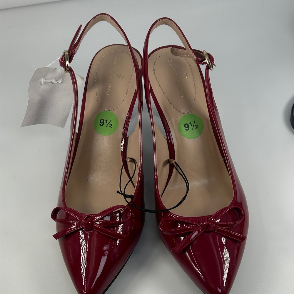 Bandolino Red Patent Slingback Heels - Picture 2 of 16